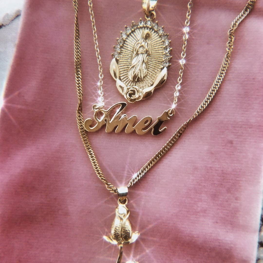 Mary hot sale name necklace